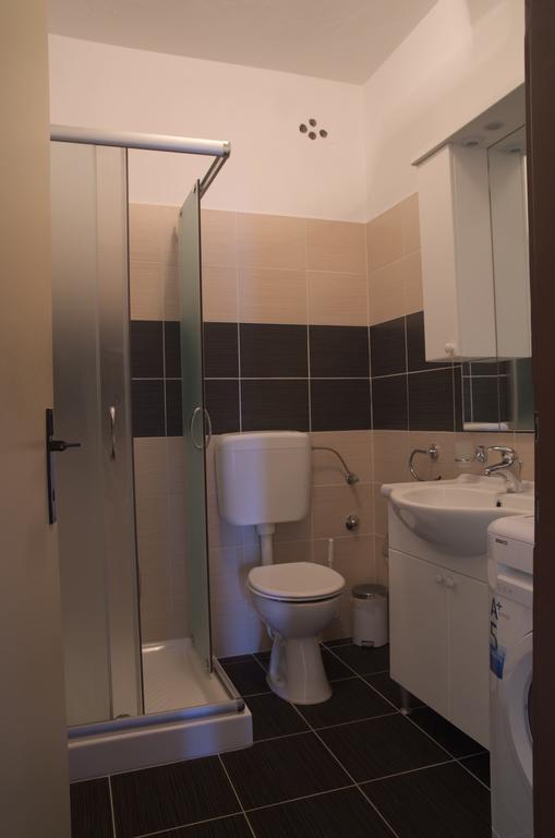 Fei Fei Apartments Račišće Exterior foto